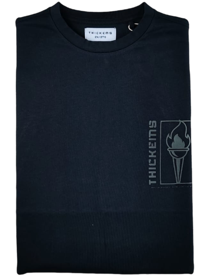 Playera Gráfica Antorcha Negra Espalda Thickems - Tallas Grandes