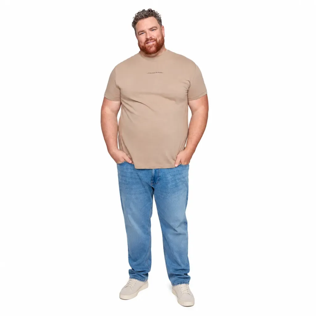 Playera Gráfica Nombre Ciudades Espalda Thickems - Tallas Grandes (Beige, 2XL)